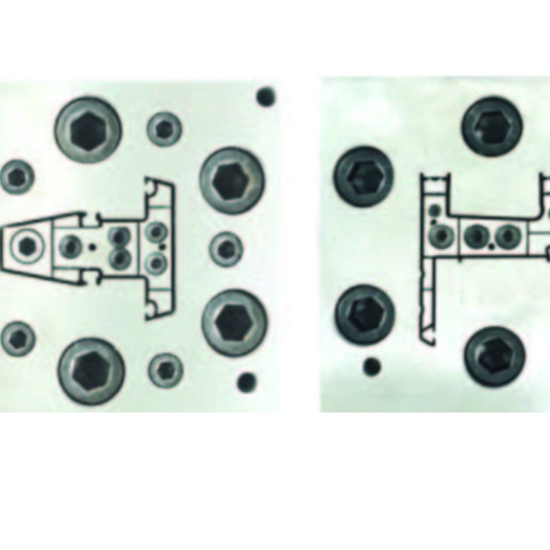 Mold de extrudare a profilului din plastic