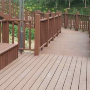 Mucegai de extrudare din plastic cu lemn de PE din orașul Huangshi